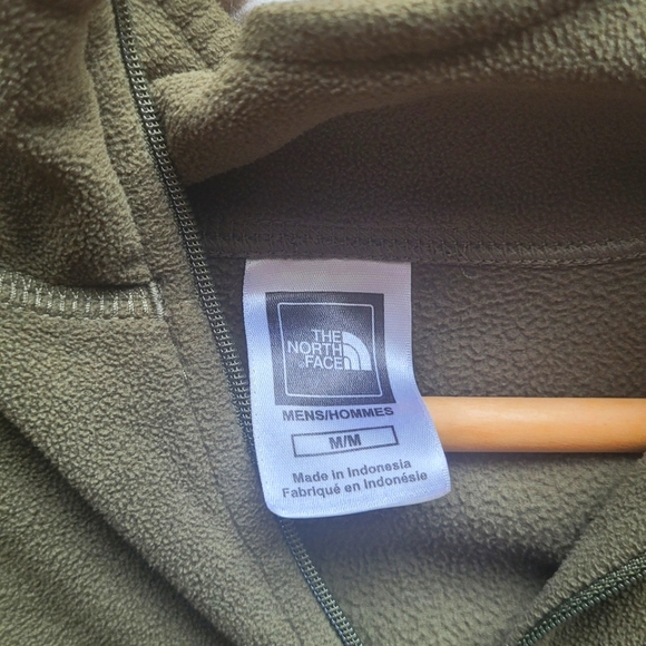 North Face Pullover - Picture 3 of 7